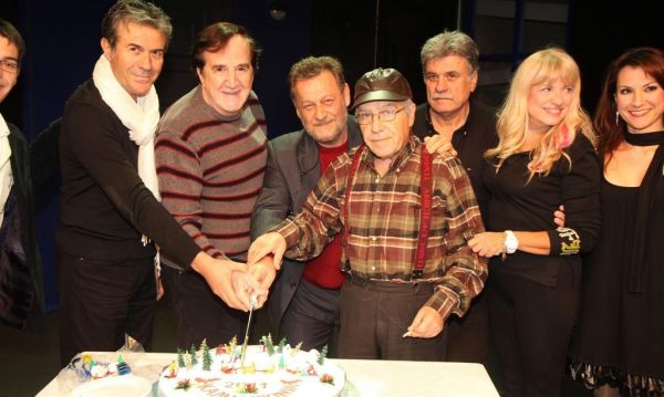 Τα θέατρα γιορτάζουν τη νέα χρονιά!