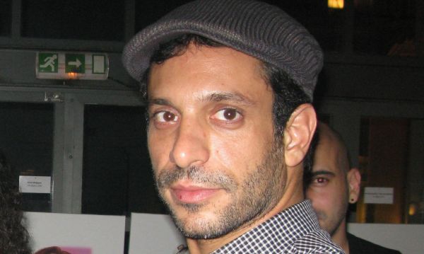 Ποιος από το «Dancing with the stars», βγήκε γυμνός στη Πατησίων;