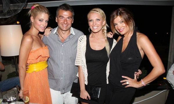 Τα λαμπερά εγκαίνια του εστιατορίου του Γιώργου Λιάγκα!