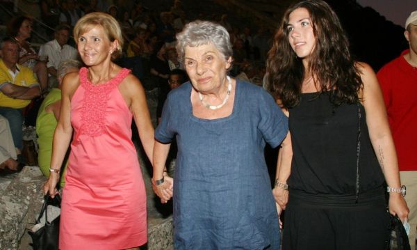 Ποιοι επώνυμοι βρέθηκαν στην λαμπερή παράσταση «Σκηνοβάτες»