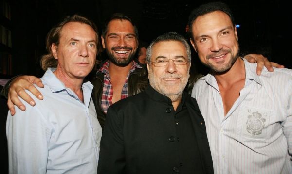 Ένα opening γεμάτο επωνύμους! 