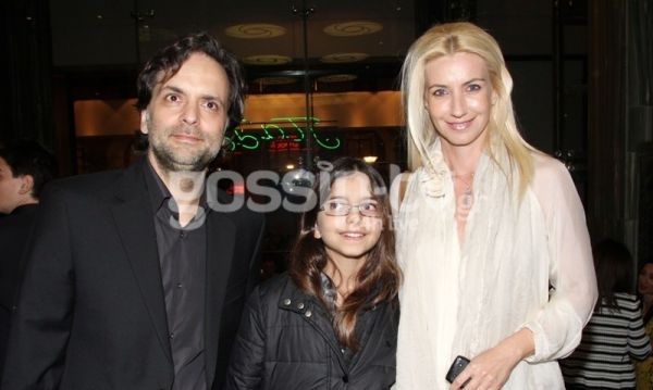 Η λαμπερή πρεμιέρα των Φιλιππίδη-Μπέζου (Φωτό)