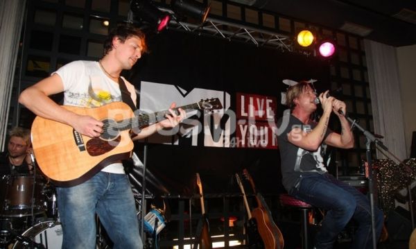 Εντυπωσίασαν οι Sunrise Avenue