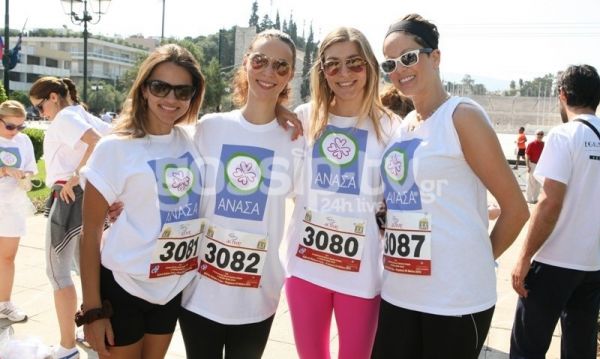 Η προθέρμανση των κοριτσιών που άναψε φωτιές (φωτό)