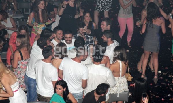 Εθνική Ελλάδος γεια σου…