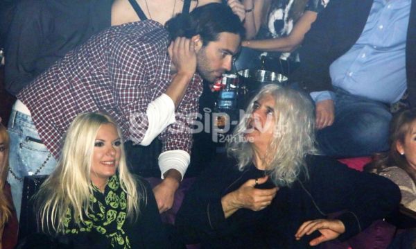 H τρυφερή αγκαλιά Πάνια – Καρβέλα και η συνάντηση με τον Φραγκολιά! 