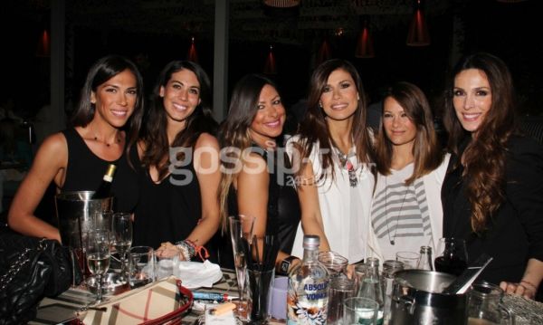 Νεσχάν Μουλαζίμ: Γιόρτασε τα γενέθλια της με φίλες!