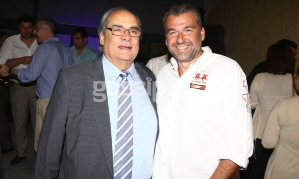 Πάρτι εγκαινίων με πολλούς επώνυμους! 