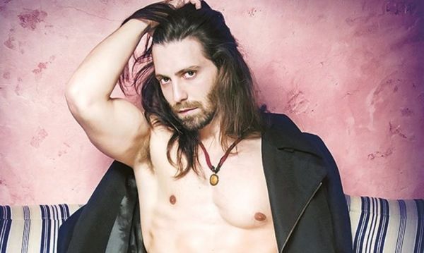 Το πρωί βενζινάς, το βράδυ ηθοποιός!