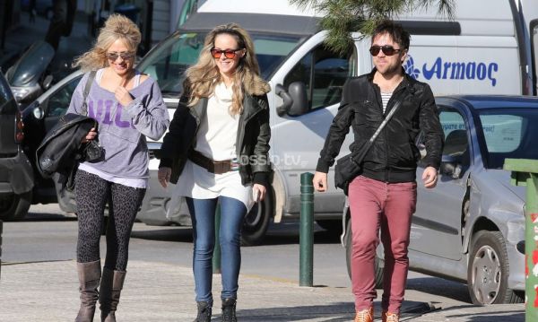 Θανάσης Τσαλταμπάσης: Βόλτα με την αγαπημένη του στην Γλυφάδα!