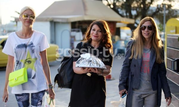 Η Σταμάτη και η Μπαρμπαρίγου στο πλευρό της Σκορδά! 