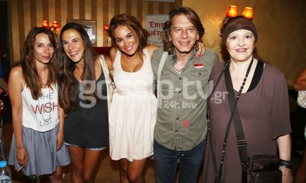 H πιο λαμπερή πρεμιέρα του καλοκαιριού στο θέατρο Αθηνά!