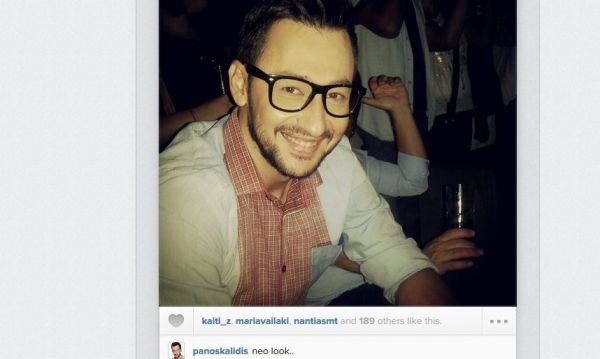 Νέο look για τον Πάνο Καλίδη!