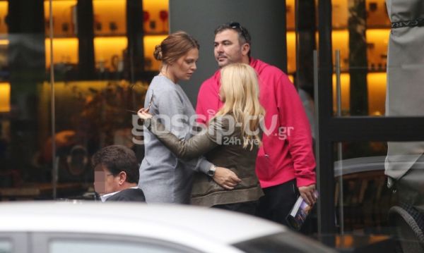 Ρέμος – Μπόσνιακ: Για καφέ με την Μαρία Μπεκατώρου