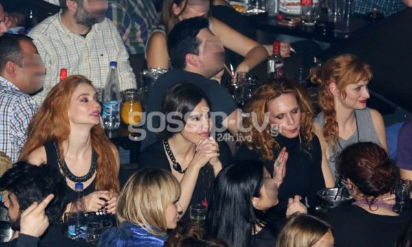 Όταν τα κορίτσια διασκεδάζουν…