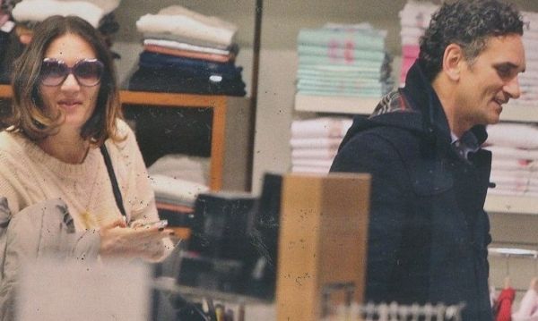 Νίκος Ψαρράς – Ελένη Καρακούλη: Βόλτα για δυο