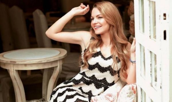 Ποια ηθοποιός της «Δικαίωσης» είναι το κοριτσάκι της φωτογραφίας;