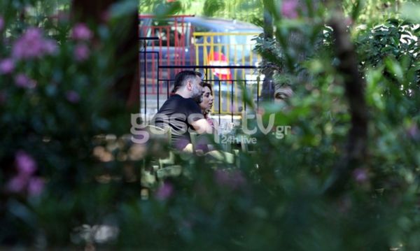 Αρναούτογλου: Στο Ηράκλειο χωρίς τη σύντροφό του Κατερίνα Κόκλα αλλά με την… 