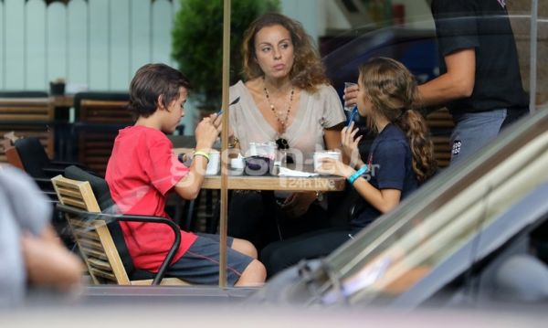 Ιωάννα Σουλιώτη: Βόλτα με τα παιδιά της