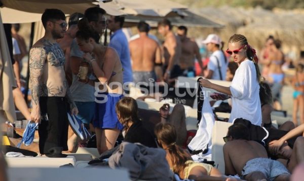  Πάρις Κασιδόκωστας-Τάμτα: Στη Μύκονο μαζί με την κόρη της τραγουδίστριας, Άννυ