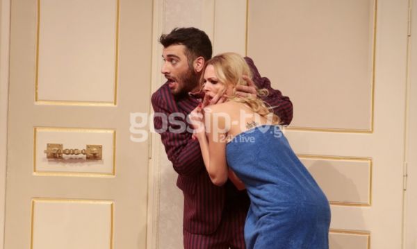 Πρεμιέρα για την παράσταση «Πετάει – Πετάει»