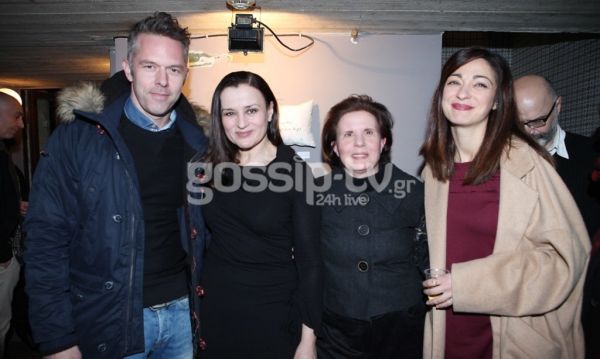 Επίσημη πρεμιέρα για την Καρυοφυλλιά Καραμπέτη