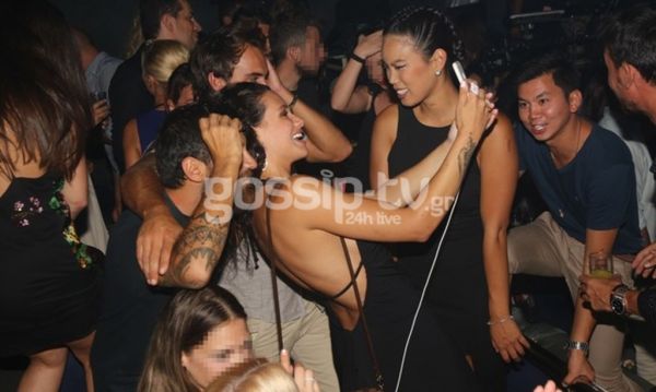 Το βαρύ ζεϊμπέκικο του Μάριου Πρίαμου στον Χολίδη, οι selfies και το γλέντι μέχρι το πρωί!