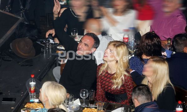 Νίκος Αλιάγας: Ανέβηκε στη σκηνή και τραγούδησε με τον Λαυρέντη Μαχαιρίτσα