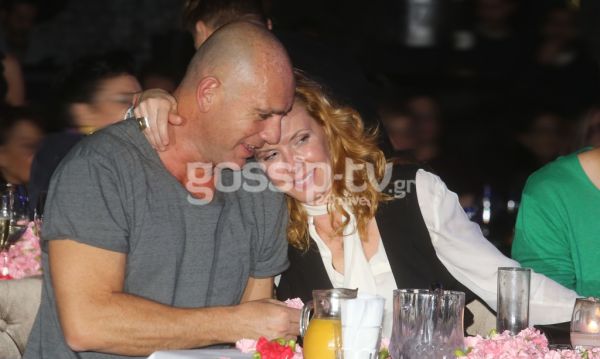 Εβελίνα Παπούλια: Σπάνια βραδινή έξοδος με τον σύντροφο της