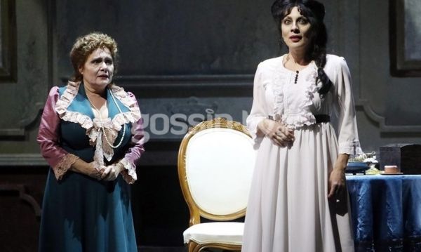 Η εντυπωσιακή πρεμιέρα της παράστασης «Οι Μάγισσες της Σμύρνης» - Ποιους είδαμε;