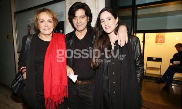 Επίσημη πρεμιέρα  της παράστασης «Κόσμος/Γωνία»