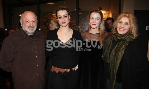 Οι επώνυμοι που έδωσαν το παρών στην επίσημη πρεμιέρα της παράστασης «Χρωματιστές γυναίκες»!