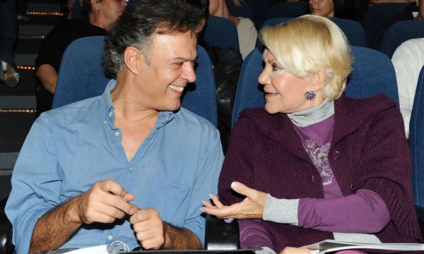 Λαμπερή πρεμιέρα για το «Ζωή σ’ ελόγου μας»