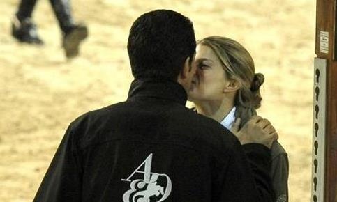 Φουλ ερωτευμένοι Αθηνά Ωνάση και Doda