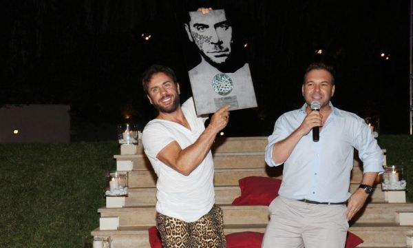 Ποιοι παρευρέθησαν στην απονομή πλατινένιου cd του Γιώργου Μαζωνάκη;