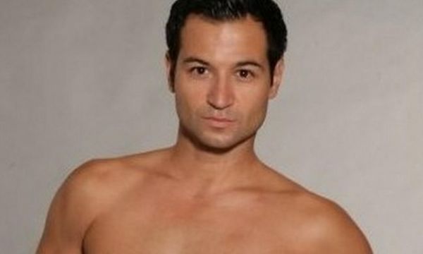 Ποιος έχει να φάει μακαρόνια δύο χρόνια;