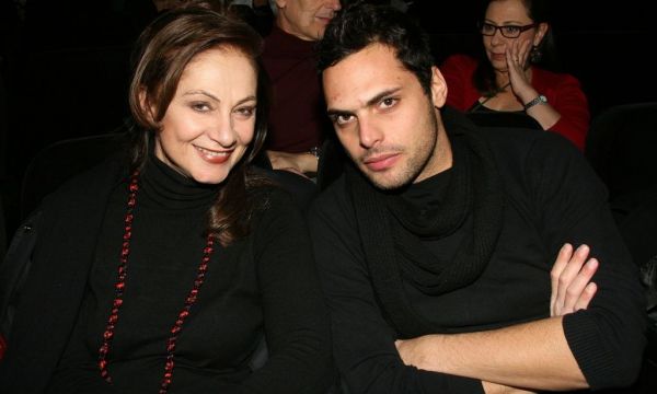 Δεν πάει το μυαλό σας ποιας πρωταγωνίστριας είναι γιος ο εικονιζόμενος!