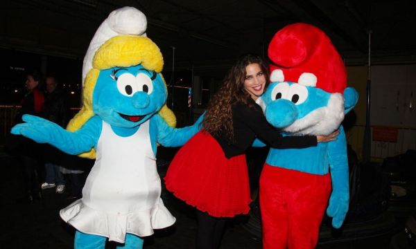 Η Στρουμφίτα, ο Μπάμπα-Στρουμφ και η… (φωτό)