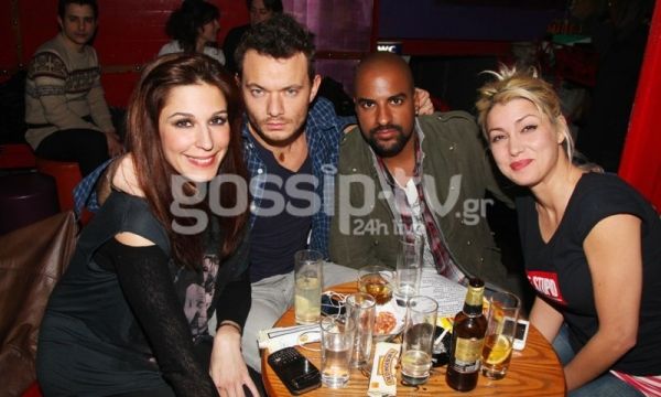 Κατερίνα Παπουτσάκη! Περνά και μόνη της καλά!