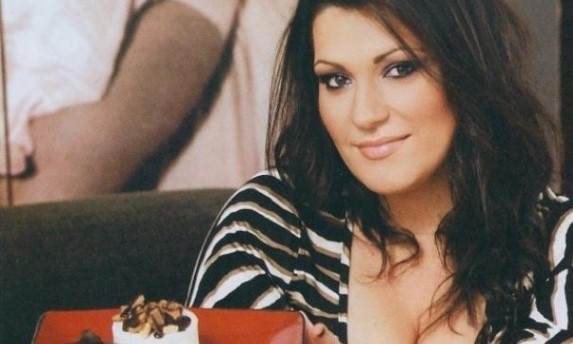  «Δεν αισθάνομαι παρουσιάστρια. Μάλλον αλεξιπτωτίστρια της tv». Ποια το είπε;   