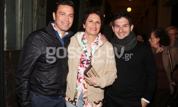 Η λαμπερή πρεμιέρα των Φιλιππίδη-Μπέζου (Φωτό)