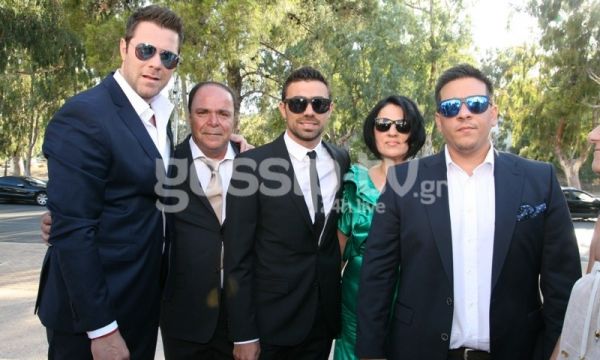 Το φωτογραφικό άλμπουμ του γάμου του Γιάννη Μανιάτη! 