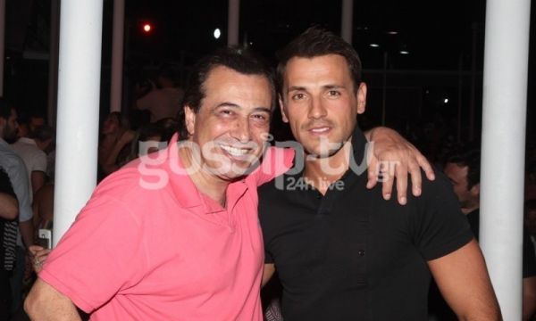 Ποιοι επώνυμοι πήγαν στον… Βασίλη Καρρά (φωτό)