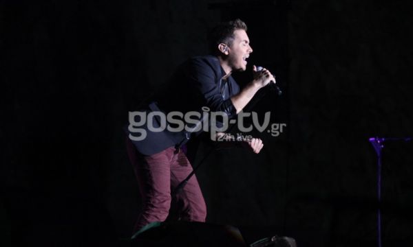 Η Ζέτα Μακρυπούλια στην τελευταία συναυλία του Μιχάλη Χατζηγιάννη