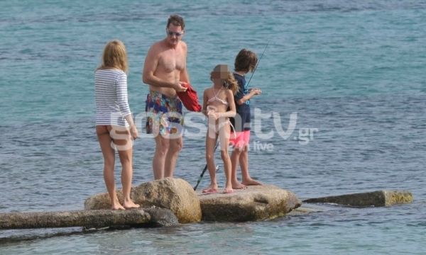 Νίκος Παπανδρέου: Οικογενειακές διακοπές στη Μύκονο!