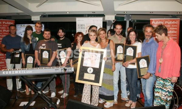 Βρεθήκαμε στην απονομή του χρυσού άλμπουμ της Ελεονώρας Ζουγανέλη!