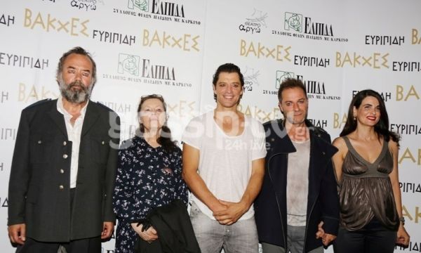 Δείτε τον Σάκη Ρουβά με λευκό κλασσικό εσώρουχο στις «Βάκχες»!