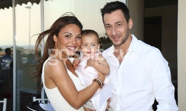 Η βάφτιση της δεύτερης κόρης του Πάνου Καλίδη (φωτό)