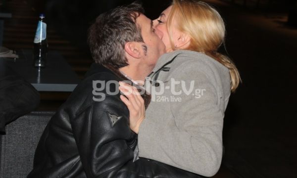 Σιγά βρε Θοδωρή, θα τη «σκάσεις» τη κοπέλα!