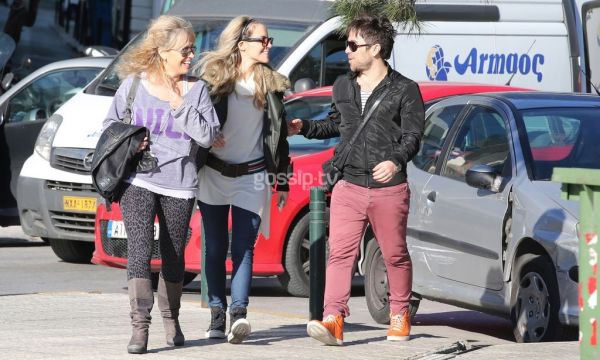 Θανάσης Τσαλταμπάσης: Βόλτα με την αγαπημένη του στην Γλυφάδα!